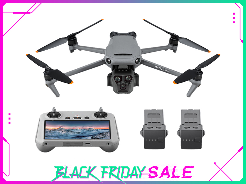 DJI Mavic 3 Pro Fly More Combo w. DJI RC